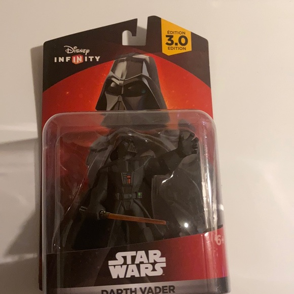 Disney Infinity Star Wars Darth Vader - Picture 1 of 3